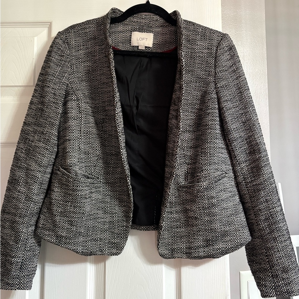 LOFT Women's Textured Black and Gray Blazer